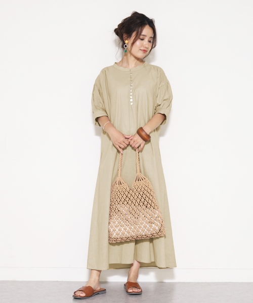 reca（レカ）の「シェルボタンビッグシルエットワンピース（ワンピース・レディース・ブラック/ベージュ/キャメル・M）」の6枚目の写真