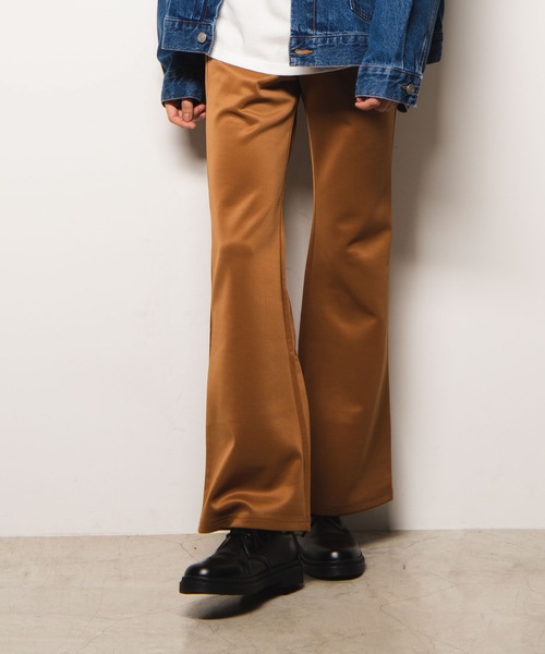 WEGO（ウィゴー）の「WEGO/ポンチフレアイージーパンツ（スラックス・メンズ・ブラック/キャメル・LARGE/MEDIUM）」の2枚目の写真