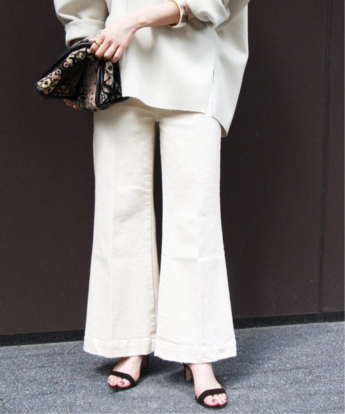 Plage(プラージュ)の「WHITE WIDE デニム◇(デニムパンツ)」 - WEAR Plage(プラージュ)の「WHITE WIDE デニム◇(デニムパンツ)」 - WEAR
