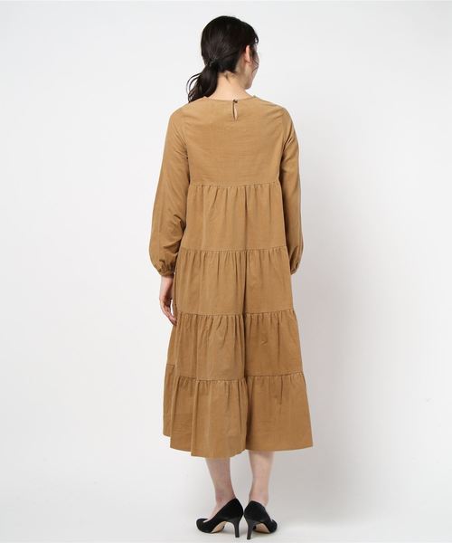 archives（アルシーヴ）の「細コールティアードフレアドレス（ドレス・レディース・グレー/ブラウン/ベージュ・MEDIUM）」の4枚目の写真