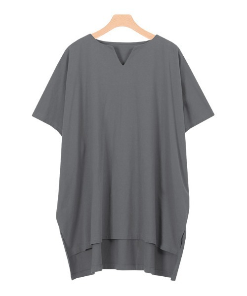 Pierrot(ピエロ)の「キーネックオーバーTシャツ(Tシャツ/カットソー・レディース・ブラック/ベージュ系その他/ベージュ系その他2/チャコール/オフホワイト/ベージュ・LARGE/MEDIUM)」の4枚目の写真