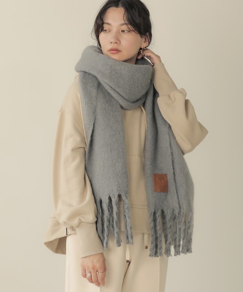 Bab(バブ)の「【WEB限定】カラーボリュームストール(ストール/ショール・レディース・ピンク/ターコイズブルー/ベージュ/オレンジ/グレー/ブラック/ホワイト系その他・FREE)」の3枚目の写真