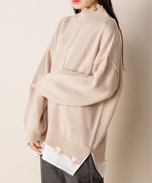 Mysa&Liina(ミーサリーナ)の「レイヤード風 ハイネックダメージニット(ニット/セーター・レディース・ベージュ/グレイッシュベージュ/アイボリー/ブラック・L/M)」の10枚目の写真