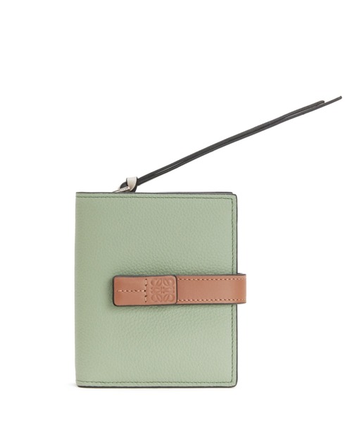 LOEWE（ロエベ）の「コンパクト ジップ ウォレット（ソフトグレイン