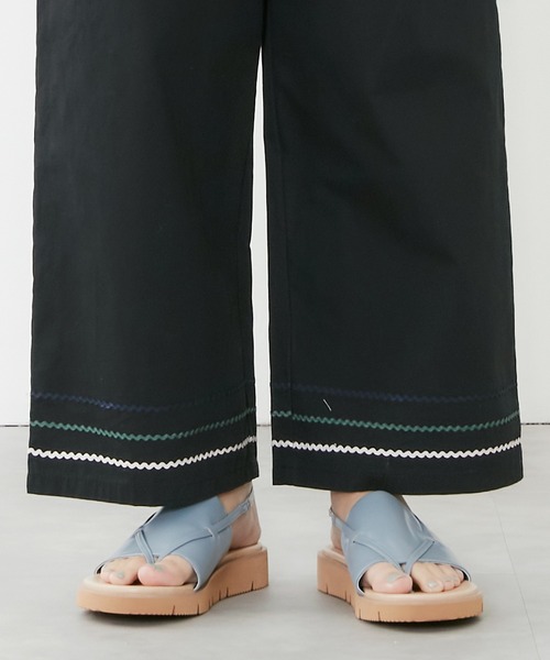 POU DOU DOU（プードゥドゥ）の「山道テープ使いマリンパンツ（その他パンツ・レディース・ブラック/キナリ・3）」の17枚目の写真
