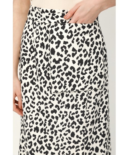 SLY（スライ）の「A-LINE BELT POCKET M SK Aライン ベルト スカート（スカート・レディース・ブラック/ライトグレー/マルチ・2/1/0）」の4枚目の写真