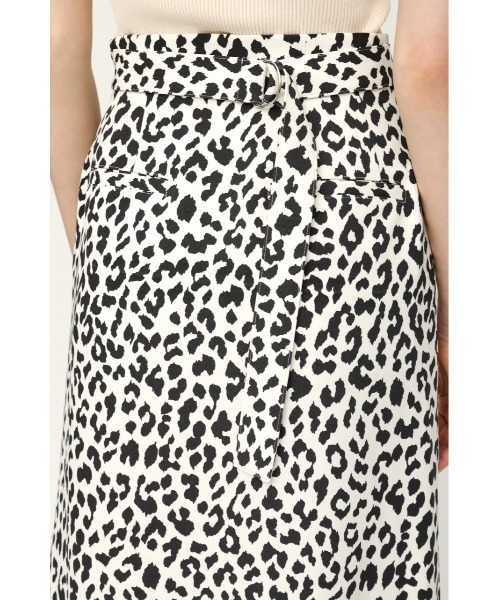 SLY（スライ）の「A-LINE BELT POCKET M SK Aライン ベルト スカート（スカート・レディース・ブラック/ライトグレー/マルチ・2/1/0）」の5枚目の写真