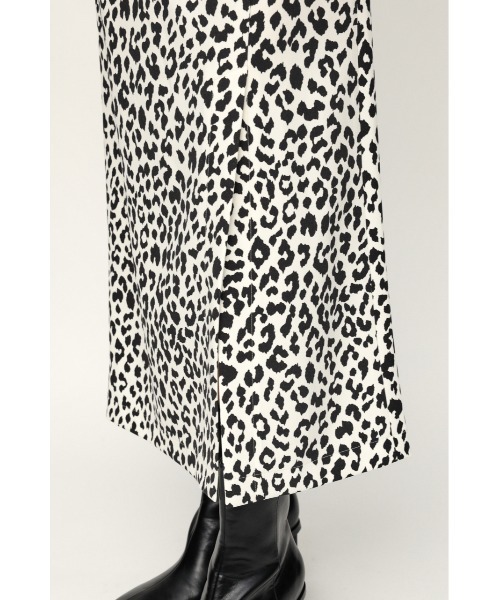 SLY（スライ）の「A-LINE BELT POCKET M SK Aライン ベルト スカート（スカート・レディース・ブラック/ライトグレー/マルチ・2/1/0）」の6枚目の写真