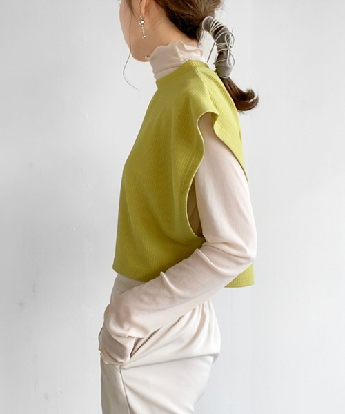 Birthday room（バースデイルーム）の「バックスリット2WAYデザインショート丈カットベスト（ベスト・レディース・ブラック/ベージュ/ライム/アイボリー・FREE）」の9枚目の写真