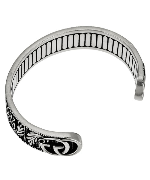 GUCCI(グッチ)の「GUCCI GG MARMONT グッチ シルバー バングル(バングル/リストバンド・メンズ・シルバー・15cm)」の2枚目の写真