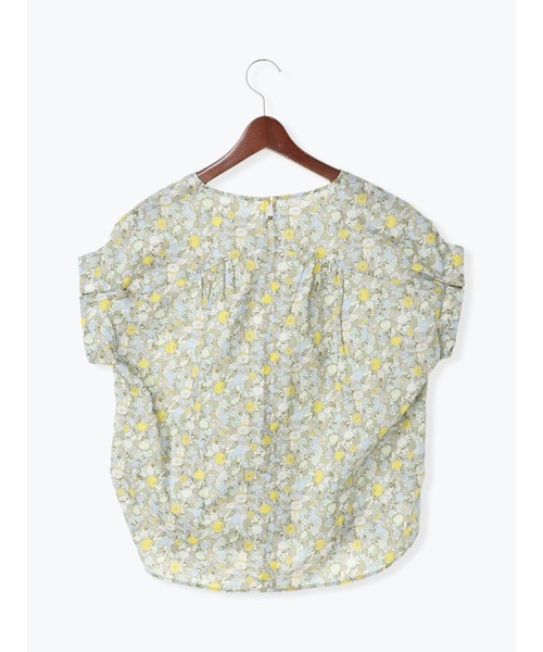 Te chichi(テチチ)の「リバティ柄アソートタックスリーブブラウス(シャツ/ブラウス・レディース・カーキ/イエロー・フリ-)」の16枚目の写真