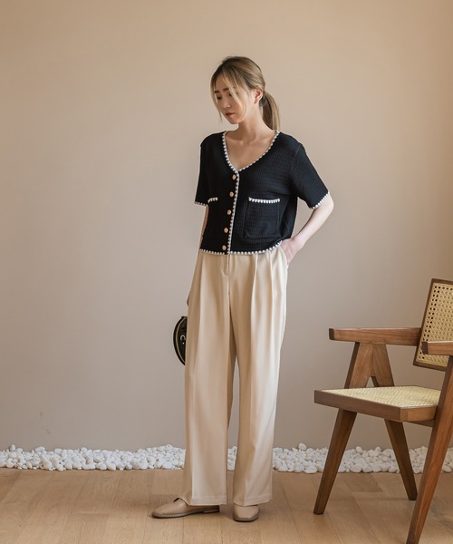 UNE MANSION（ユヌマンション）の「ベーシック デイリー フラットシューズ（パンプス・レディース・ベージュ/イエロー/ブラック・23.0cm/24.0cm/25.0cm）」の6枚目の写真