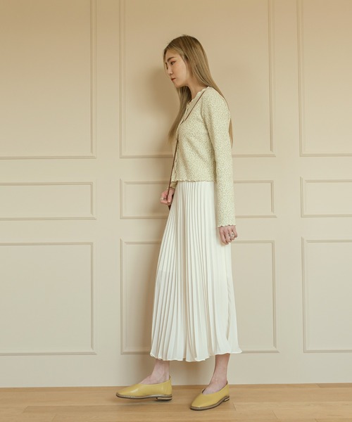 UNE MANSION（ユヌマンション）の「ベーシック デイリー フラットシューズ（パンプス・レディース・ベージュ/イエロー/ブラック・23.0cm/24.0cm/25.0cm）」の17枚目の写真