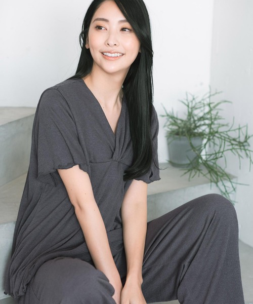 fran de lingerie（フランデランジェリー）の「bumpyプルオーバー・パンツ上下セット（ルームウェア/パジャマ・レディース・ブラウン/セージグリーン/ダークグレー・M-L）」の10枚目の写真