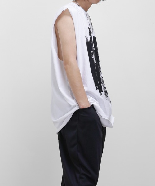 minsobi（ミンソビ）の「ロングタンクトップ ルーズシルエット（Tシャツ/カットソー・メンズ・ホワイト/ブラック・FREE）」の4枚目の写真