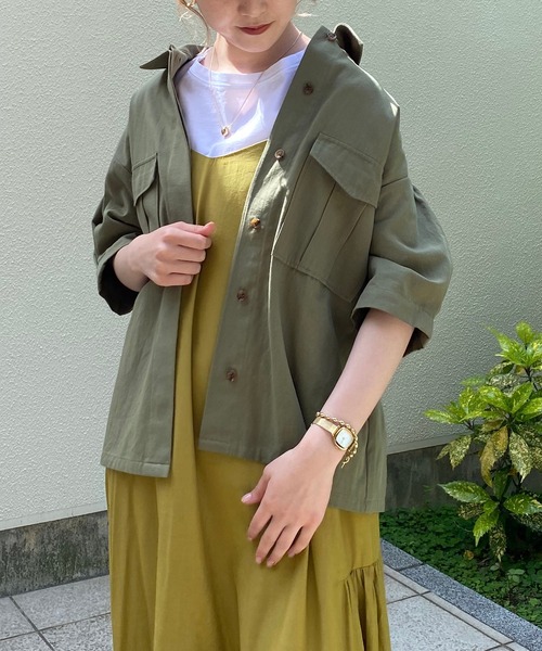 CAPRICIEUX LE'MAGE（カプリシューレマージュ）の「バックタックパフシャツ（シャツ/ブラウス・レディース・ネイビー/カーキ・FREE）」の2枚目の写真