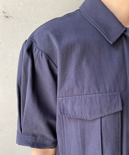 CAPRICIEUX LE'MAGE（カプリシューレマージュ）の「バックタックパフシャツ（シャツ/ブラウス・レディース・ネイビー/カーキ・FREE）」の9枚目の写真