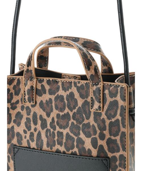 koe(コエ)の「フロントポケットショルダーバッグ*(ショルダーバッグ・レディース・アイボリー/レオパード/グレイッシュベージュ・FREE)」の12枚目の写真