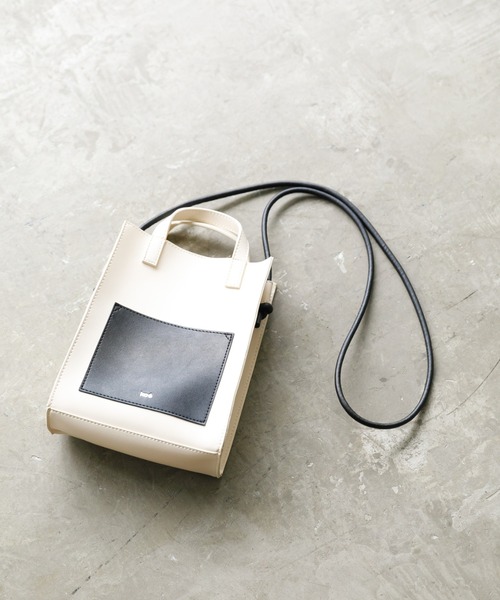 koe(コエ)の「フロントポケットショルダーバッグ*(ショルダーバッグ・レディース・アイボリー/レオパード/グレイッシュベージュ・FREE)」の19枚目の写真