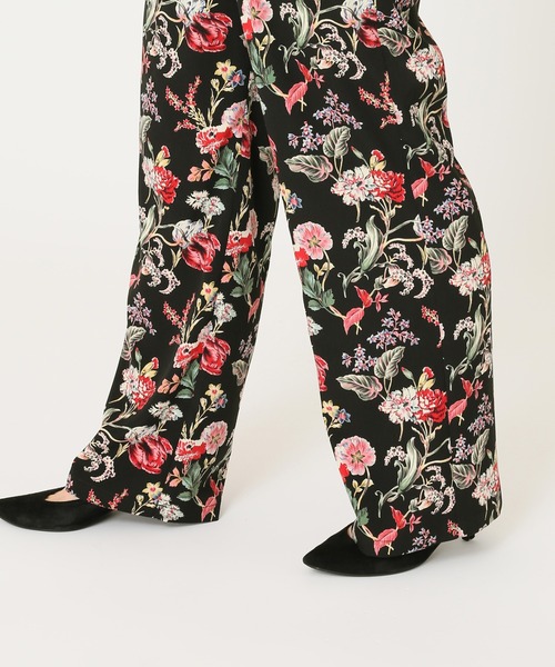 JOURNAL STANDARD relume（ジャーナルスタンダード　レリューム）の「ブラックフローラルイージーパンツ◆（その他パンツ・レディース・パープル/レッド・FREE）」の20枚目の写真