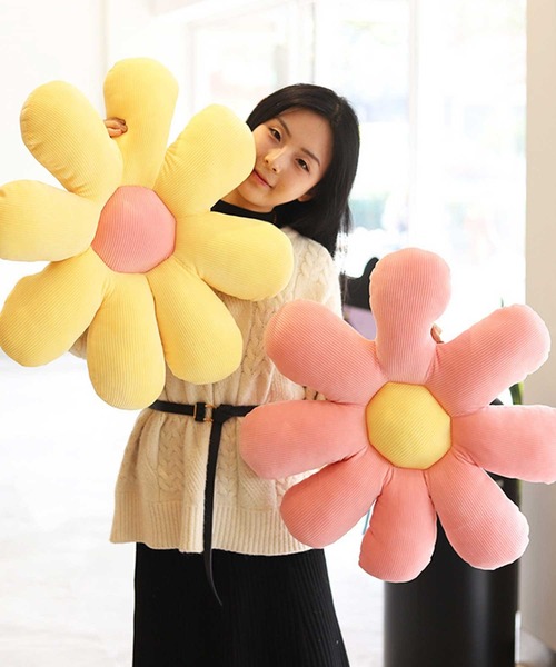 yururira（ユルリラ）の「お花クッション（クッション/クッションカバー・レディース・A/B/C/D/E/F・FREE）」の15枚目の写真