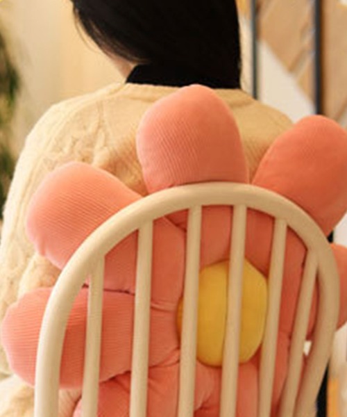 yururira（ユルリラ）の「お花クッション（クッション/クッションカバー・レディース・A/B/C/D/E/F・FREE）」の20枚目の写真