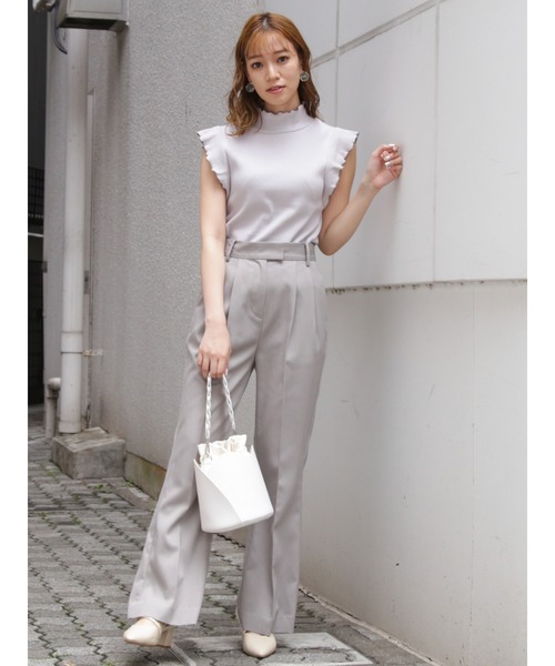 dazzlin（ダズリン）の「セミフレアタックパンツ（その他パンツ・レディース・ブラウン/グレー/アイボリー・SMALL/MEDIUM）」の16枚目の写真