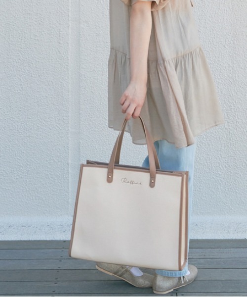 OLIVE des OLIVE（オリーブデオリーブ）の「トリミングトートバッグ（トートバッグ・レディース・オフホワイト/ブラック/ベージュ/ダークブラウン・FREE）」の14枚目の写真