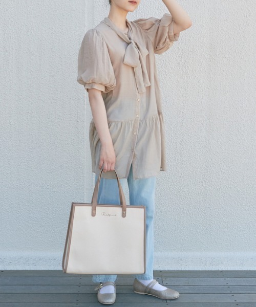 OLIVE des OLIVE（オリーブデオリーブ）の「トリミングトートバッグ（トートバッグ・レディース・オフホワイト/ブラック/ベージュ/ダークブラウン・FREE）」の15枚目の写真