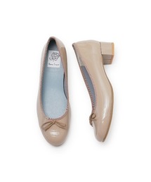 Emma Francis（エマフランシス）の「ラウンドトゥ 3cmヒール バレエシューズ エナメルシリーズ（バレエシューズ）」