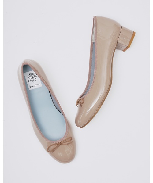 Emma Francis（エマフランシス）の「ラウンドトゥ 3cmヒール バレエシューズ エナメルシリーズ（バレエシューズ・レディース・チャコールグレー/ブラック/ブラウン/レッド/ベージュ/ネイビー/ホワイト/グレイッシュベージュ・22.5cm/23.5cm/24.5cm/23.0cm/24.0cm/25.0cm/22.0cm）」の22枚目の写真