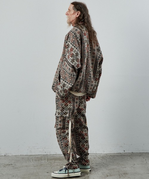 UNSELDs(アンセルズ)の「UNSELDs ゴブランワイドカーゴパンツ(カーゴパンツ・メンズ・ベージュ・MEDIUM/LARGE)」の9枚目の写真