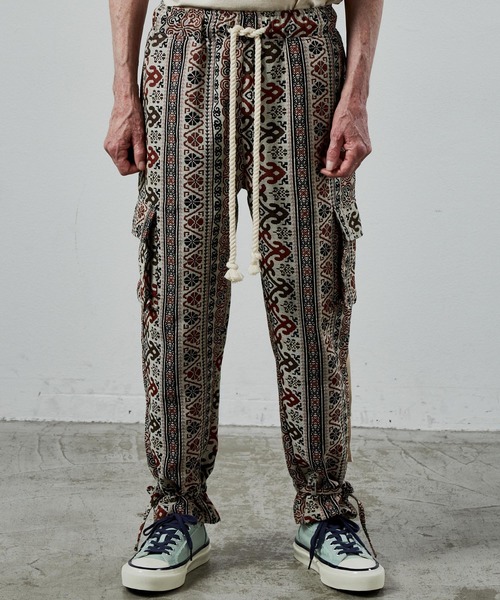 UNSELDs(アンセルズ)の「UNSELDs ゴブランワイドカーゴパンツ(カーゴパンツ・メンズ・ベージュ・MEDIUM/LARGE)」の6枚目の写真
