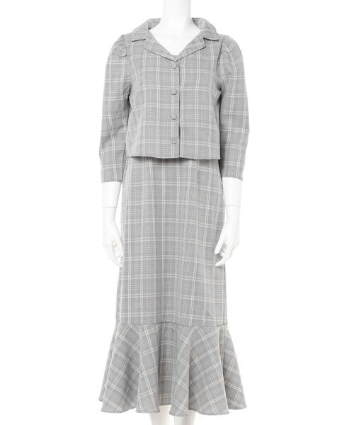 Allamanda(アラマンダ)の「肩リボンキャミワンピース×シャツジャケット(ワンピース・レディース・グレー系8/ベージュ系4/その他11・M)」の6枚目の写真