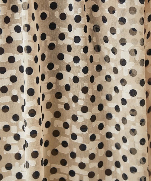 MADEMOISELLE ROPE'（マドモアゼル ロペ）の「ドットギャザーボウタイブラウス（シャツ/ブラウス・レディース・ホワイト系その他2/カーキ・38）」の4枚目の写真