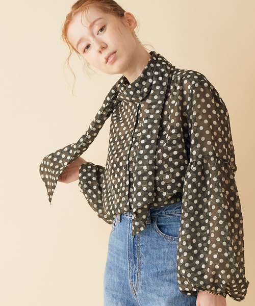 MADEMOISELLE ROPE'（マドモアゼル ロペ）の「ドットギャザーボウタイブラウス（シャツ/ブラウス・レディース・ホワイト系その他2/カーキ・38）」の20枚目の写真