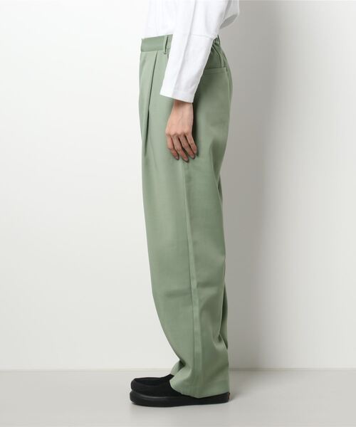 INTERPLAY（インタープレイ）の「【INTERPLAY】 1タックワイドパンツ（スラックス・メンズ・ブラウン/ライトグリーン/ダークグレー・FREE）」の15枚目の写真
