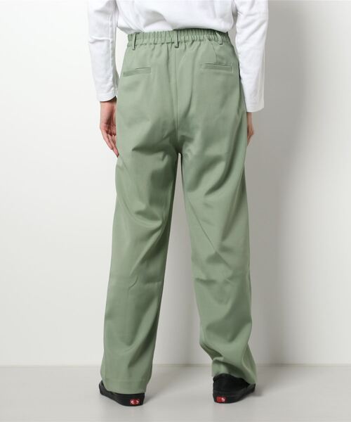 INTERPLAY（インタープレイ）の「【INTERPLAY】 1タックワイドパンツ（スラックス・メンズ・ブラウン/ライトグリーン/ダークグレー・FREE）」の9枚目の写真