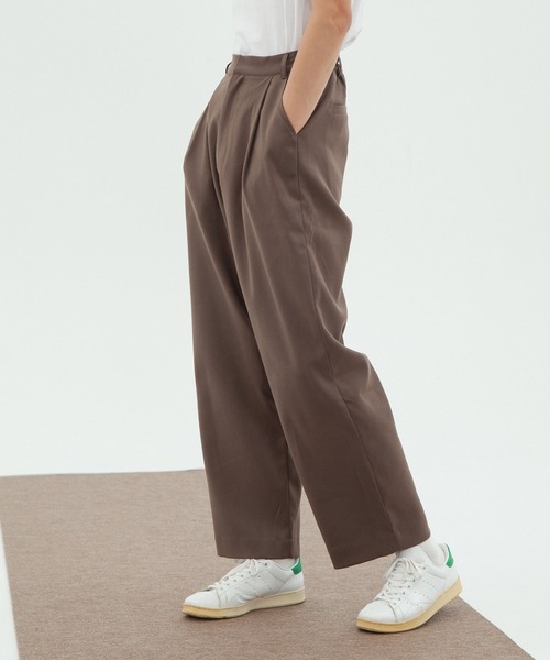 INTERPLAY（インタープレイ）の「【INTERPLAY】 1タックワイドパンツ（スラックス・メンズ・ブラウン/ライトグリーン/ダークグレー・FREE）」の5枚目の写真