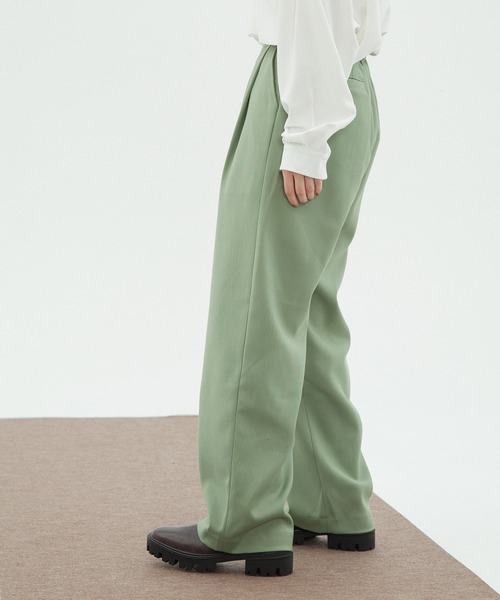 INTERPLAY（インタープレイ）の「【INTERPLAY】 1タックワイドパンツ（スラックス・メンズ・ブラウン/ライトグリーン/ダークグレー・FREE）」の19枚目の写真