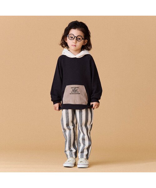 BREEZE（ブリーズ）の「カラーリンクフーディー（パーカー・キッズ・レインボー/オフホワイト/ブラック/ワインレッド・100/150/110/140/130/120/90）」の5枚目の写真