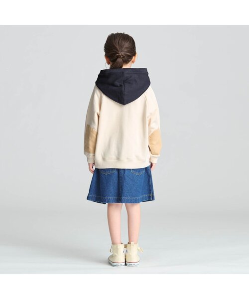 BREEZE（ブリーズ）の「カラーリンクフーディー（パーカー・キッズ・レインボー/オフホワイト/ブラック/ワインレッド・100/150/110/140/130/120/90）」の8枚目の写真