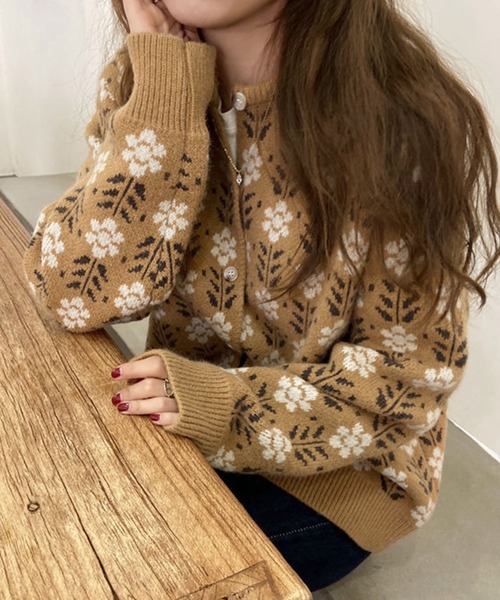 me+em select（ミームセレクト）の「花柄ジャガードニットカーディガン（カーディガン/ボレロ・レディース・ブラック/ベージュ/ブラウン・FREE）」の11枚目の写真