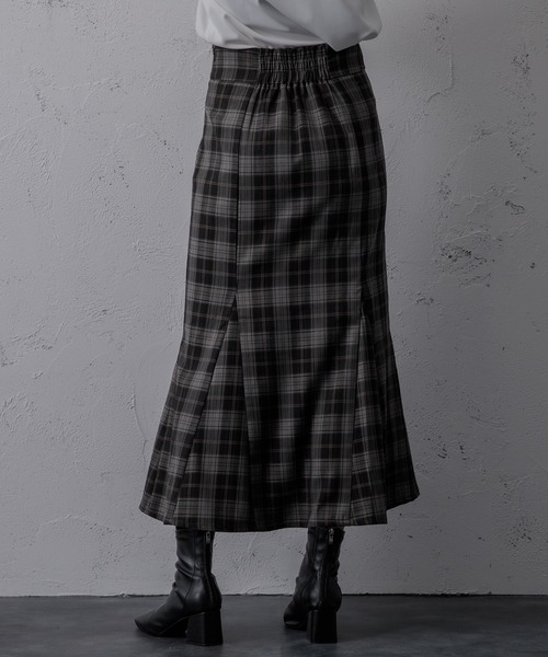 Adoon plain(アドーンプレーン)の「【美シルエット!】マーメイドスカート(スカート・レディース・チャコールグレー/ブラック/ベージュ/カーキ・MEDIUM/LARGE)」の15枚目の写真