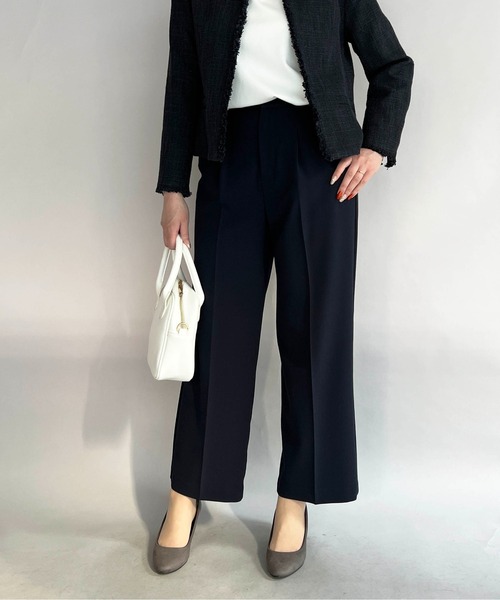 PICCIN(ピッチン)の「センタープレスストレートパンツ(スラックス・レディース・ブラック/ネイビー・M/L)」の2枚目の写真