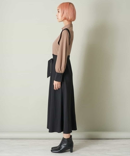 A de a.v.v（アードアー・ヴェ・ヴェ）の「配色切替ワンピース（ワンピース・レディース・ベージュ/ネイビー・38/36）」の10枚目の写真