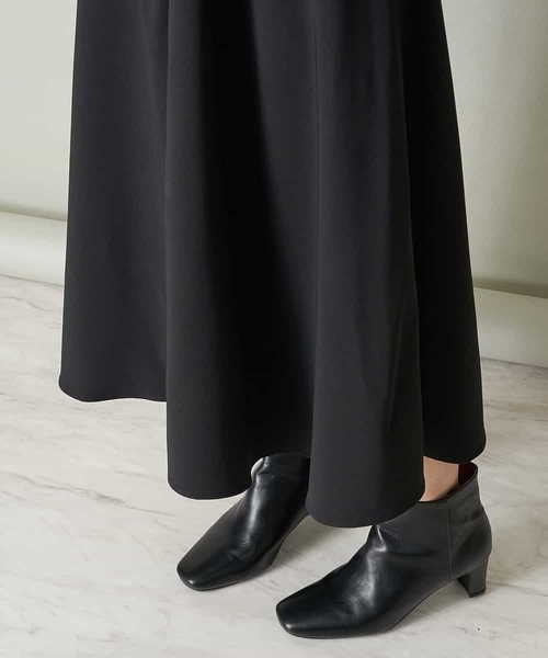 A de a.v.v（アードアー・ヴェ・ヴェ）の「配色切替ワンピース（ワンピース・レディース・ベージュ/ネイビー・38/36）」の6枚目の写真