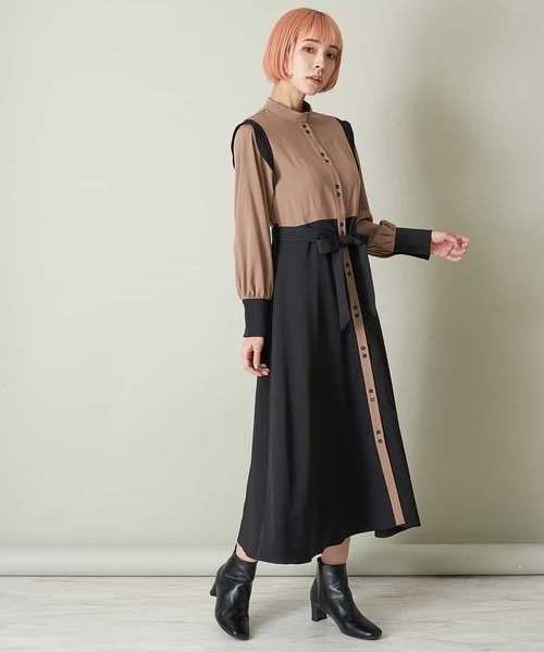 A de a.v.v（アードアー・ヴェ・ヴェ）の「配色切替ワンピース（ワンピース・レディース・ベージュ/ネイビー・38/36）」の4枚目の写真