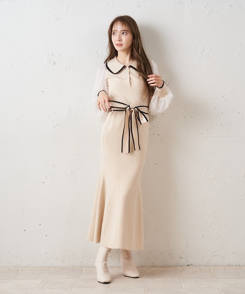 MIIA（ミーア）の「袖シアー衿付ニットトップス（ニット/セーター・レディース・ブラック/オフホワイト/ブルー・FREE）」の12枚目の写真