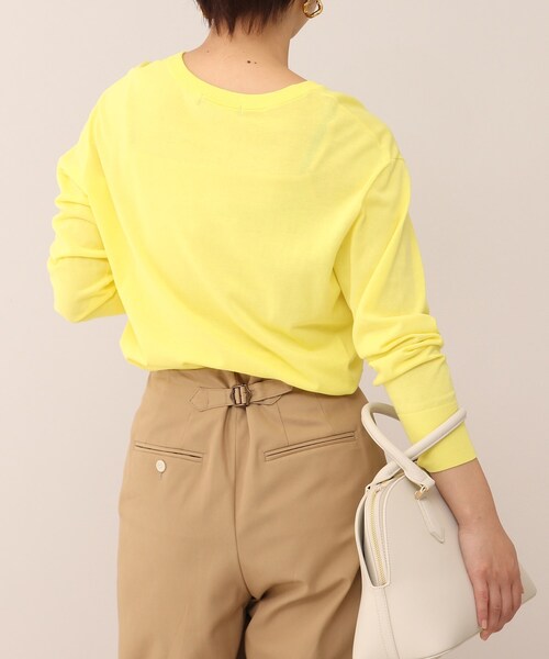 UNTITLED（アンタイトル）の「◆コットンマコ Vネックニットプルオーバー【洗える】（ニット/セーター・レディース・ネイビー/イエロー/アイボリー/ライトパープル・44/48/00/02/04）」の19枚目の写真